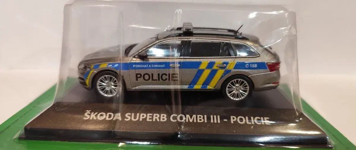 Škoda Superb Combi lll POLICIE