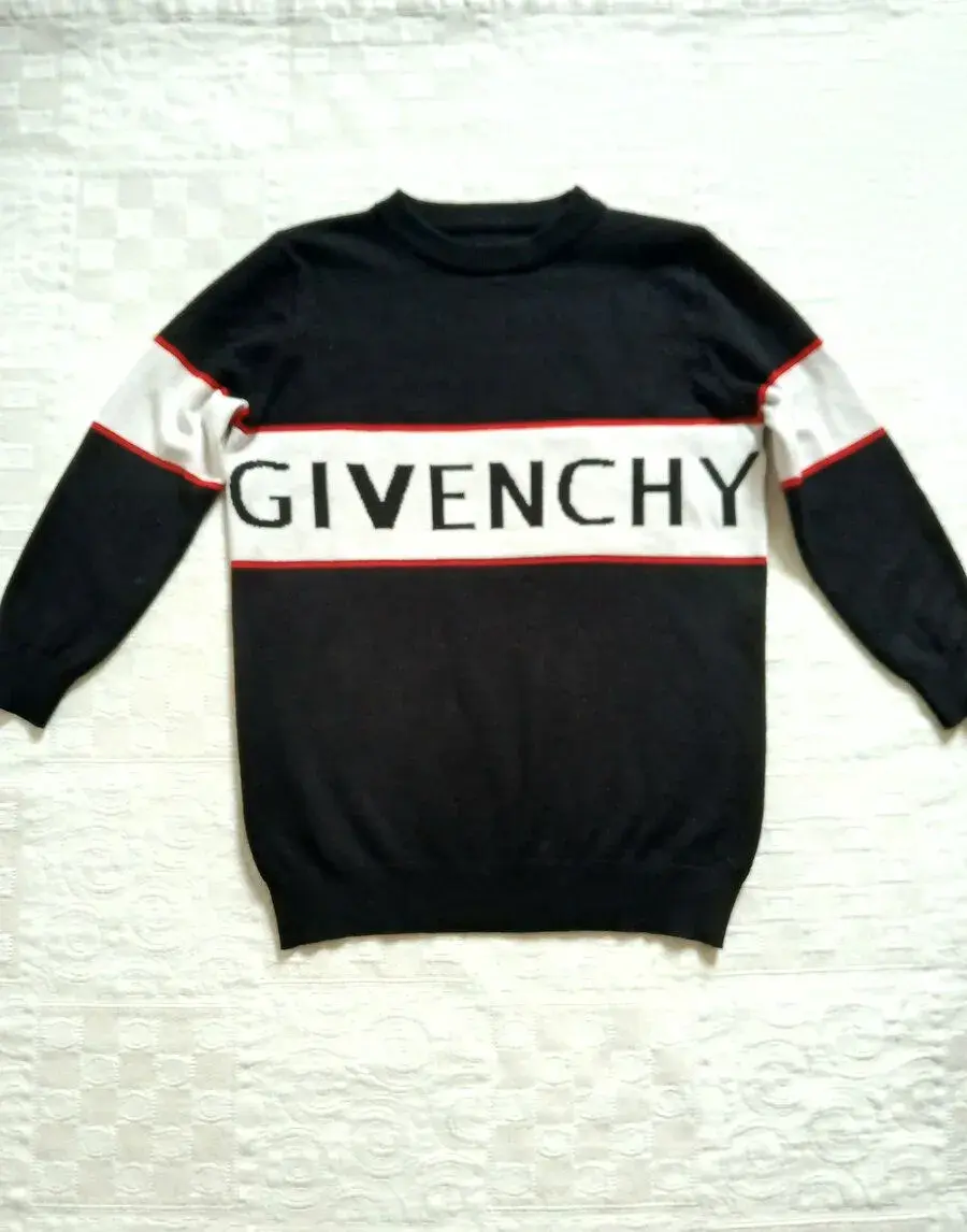Sveter Givenchy veľ. S