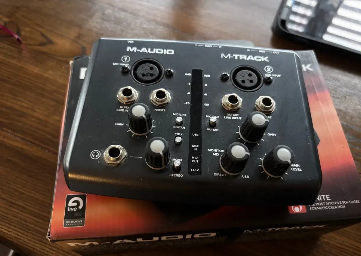 Zvuková karta M-audio M-track