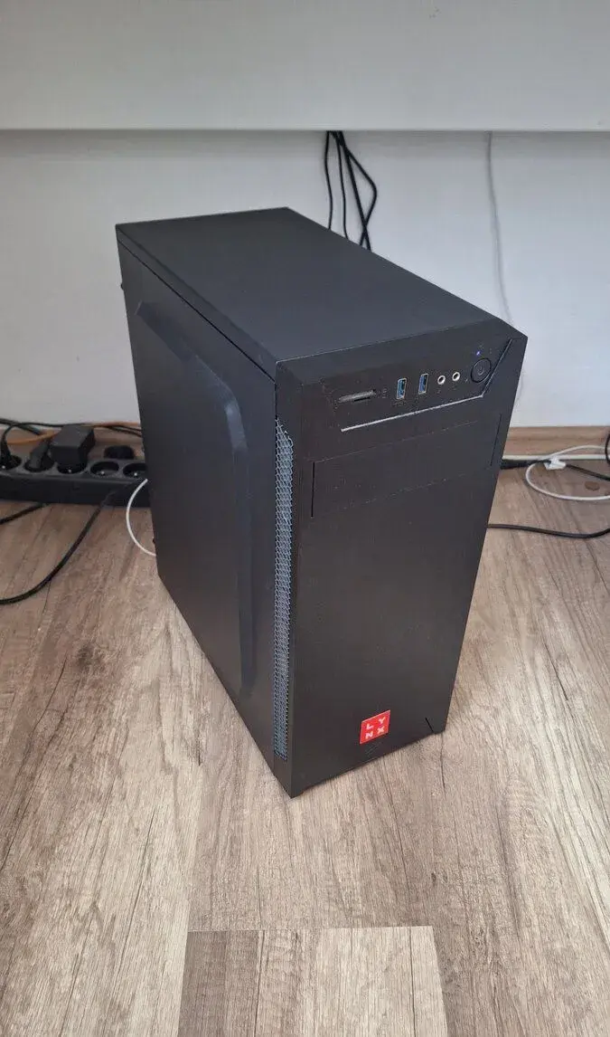 PC Ryzen 5 2600 / GTX 1660 / 16GB RAM / 256GB SSD + 1TB HDD