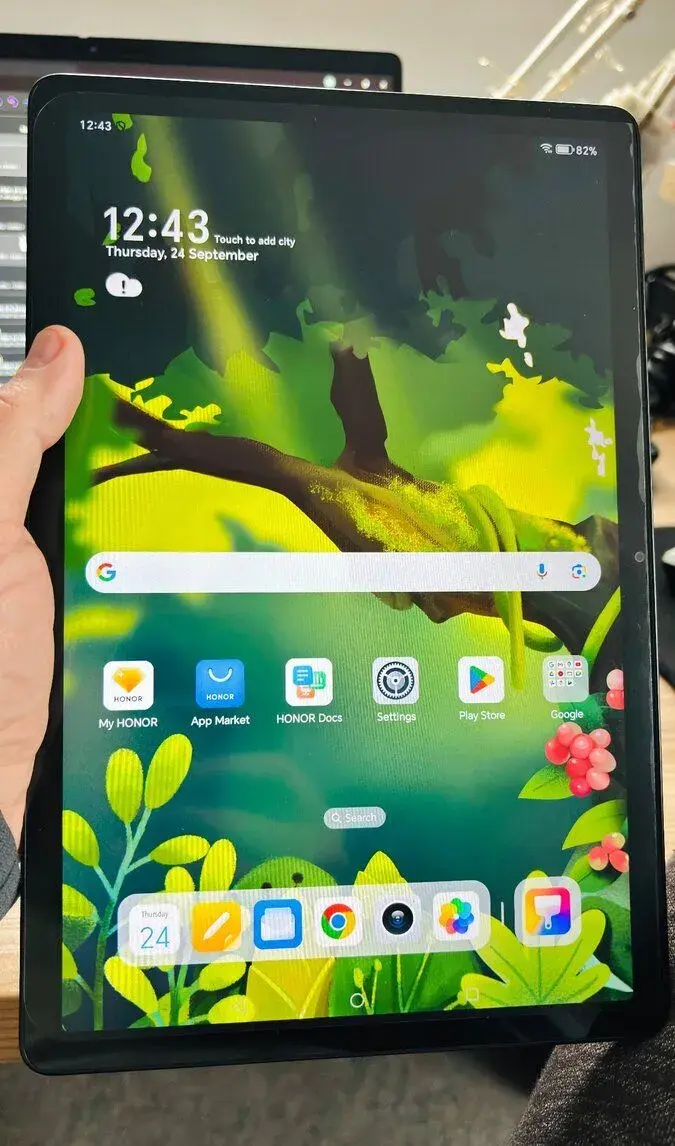 ✅Na predaj: krásny HonorPAD X8a 4+4GB RAM/64GB+sd, 11-palcov/Ai✅