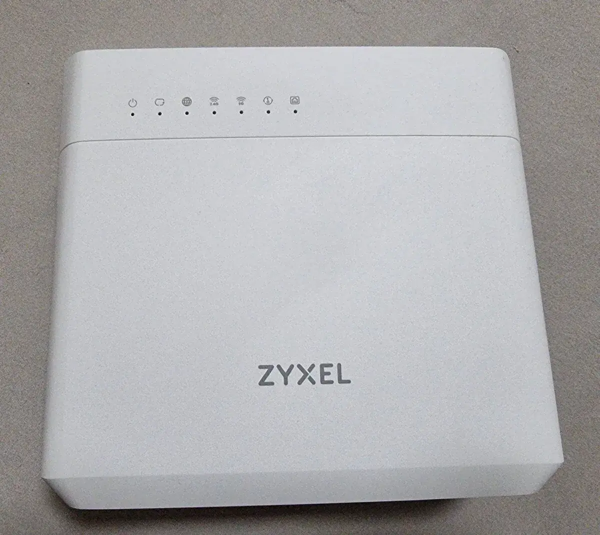 Wifi router zyxel VMG3927-T50K