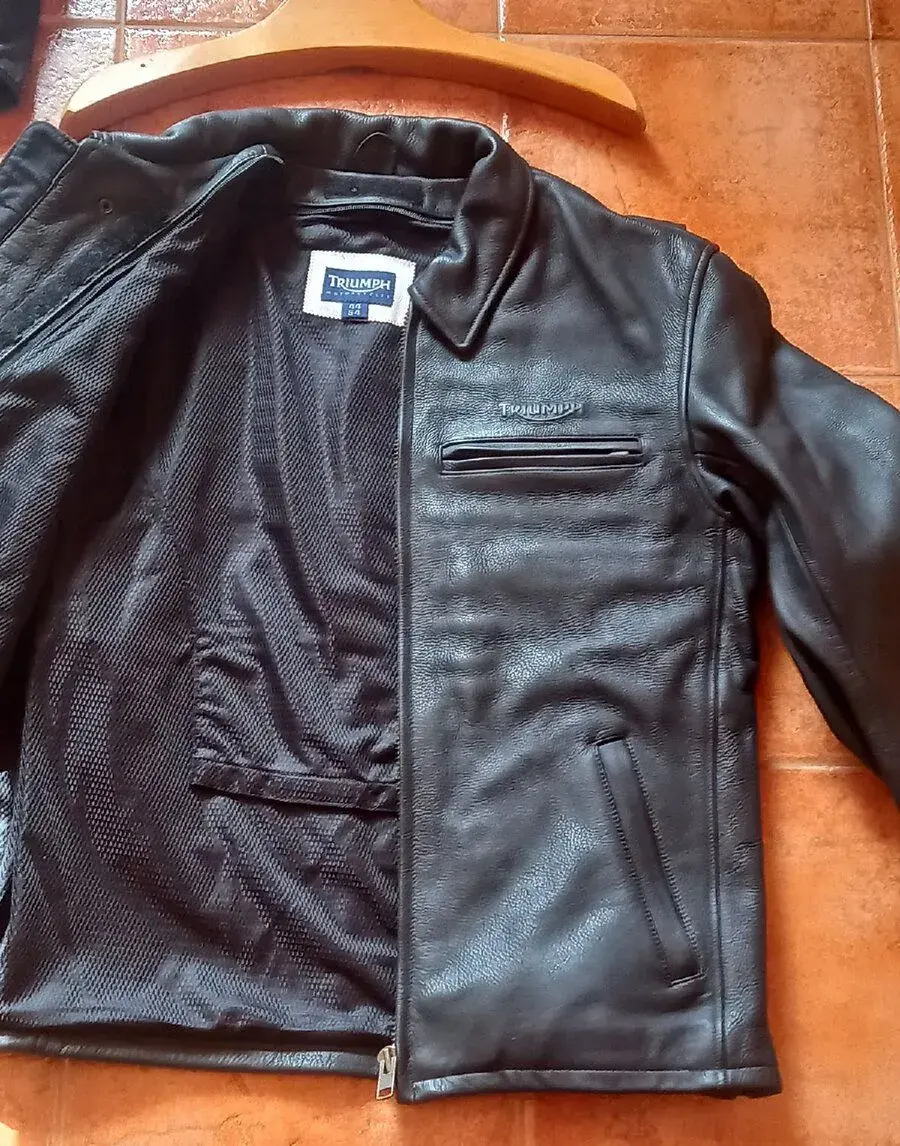 Kožená bunda Triumph