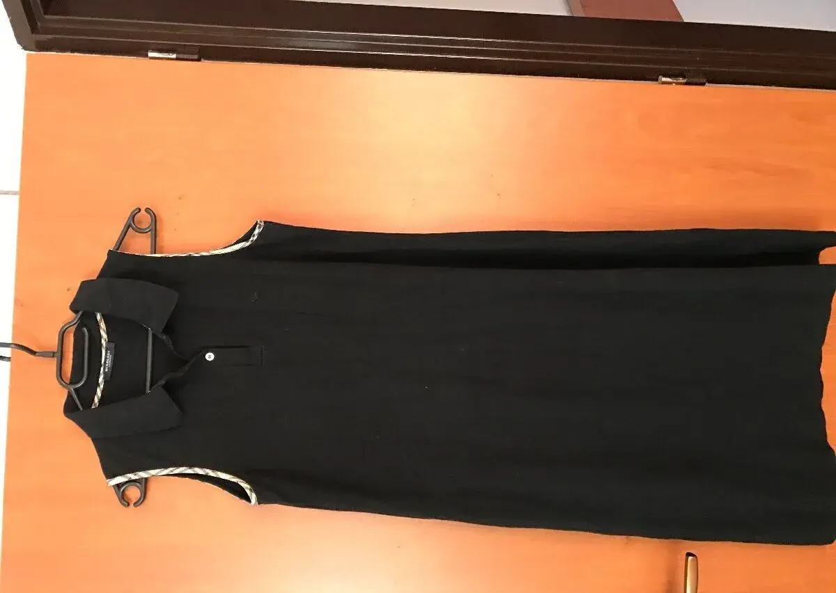 BURBERRY originál black damske saty M