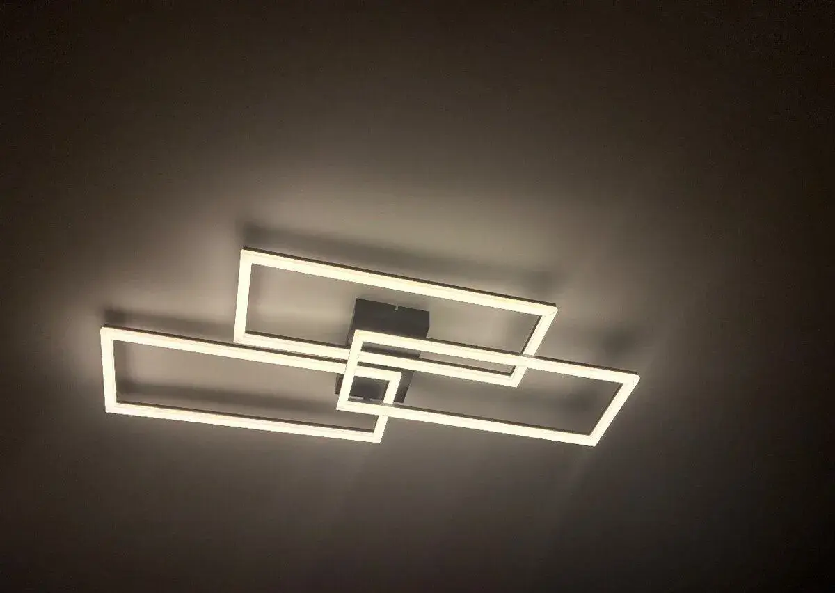 Moderné LED stropné svietidlo s diaľkovým ovládaním
