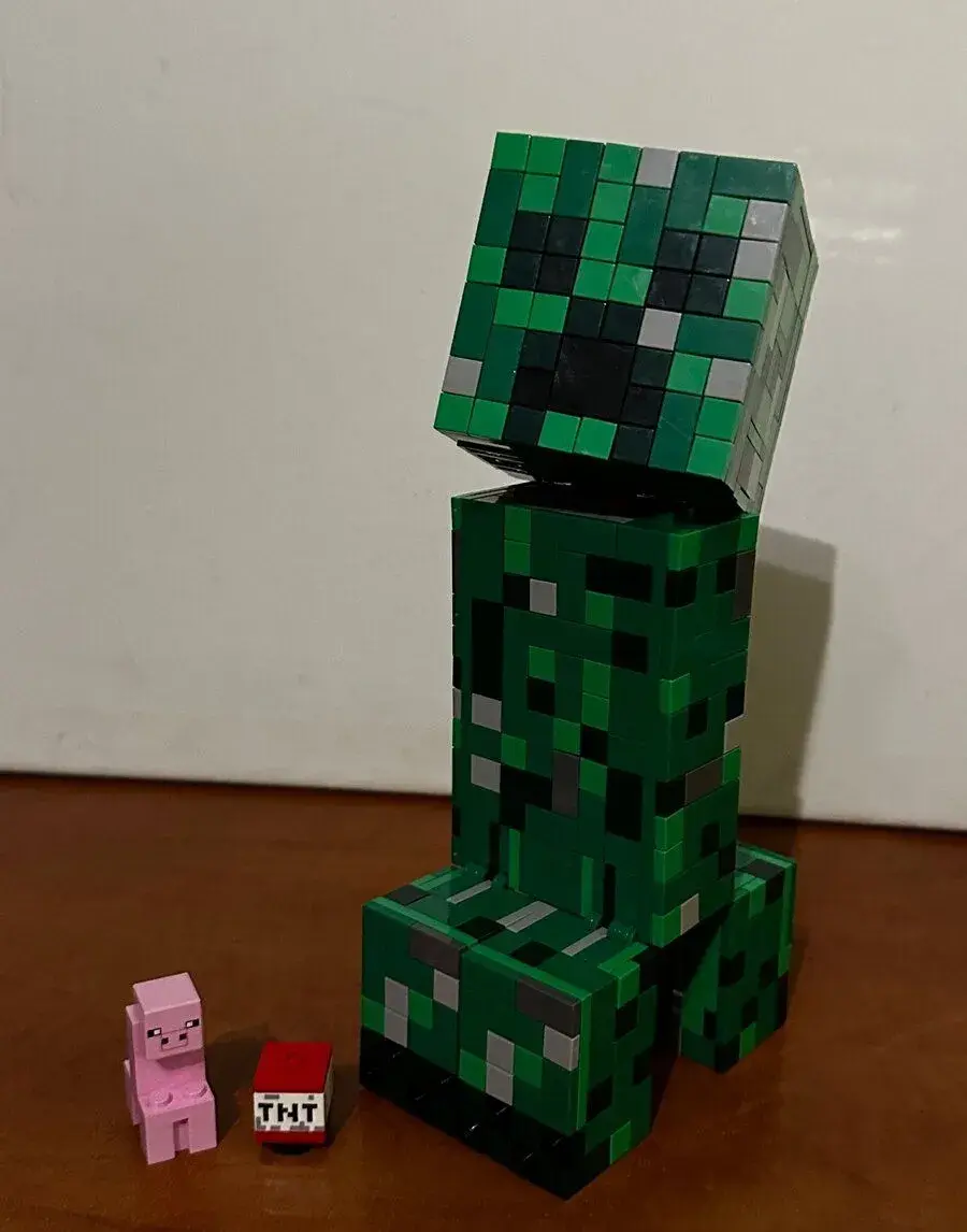 Lego minecraft 21276 velký Creeper.