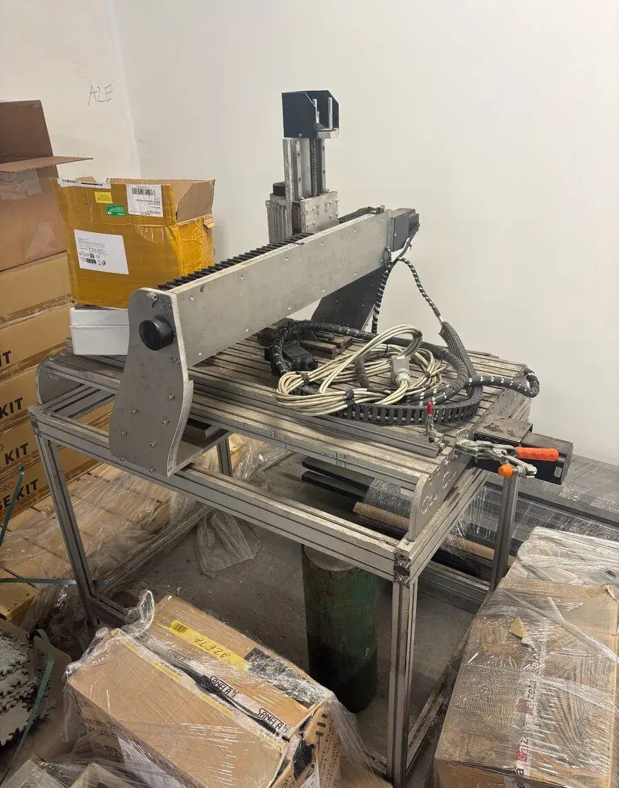 CNC Router F1000 + Ddcs v4.1 4 axis