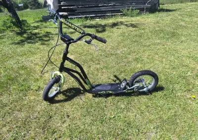 Detská kolobežka Master Ride čierno-zelená