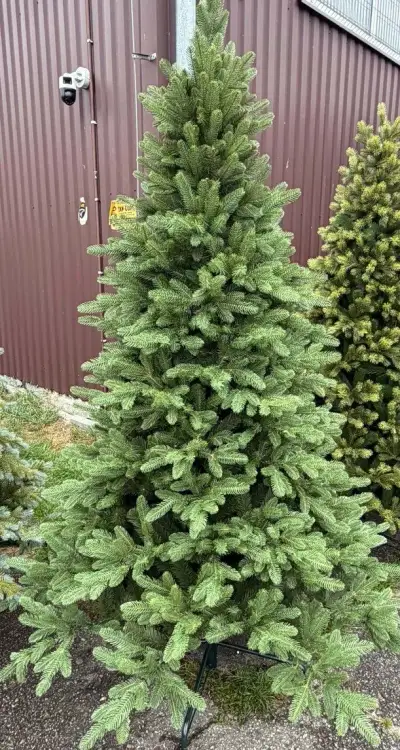 Vianočný stromček 3d výška 220cm