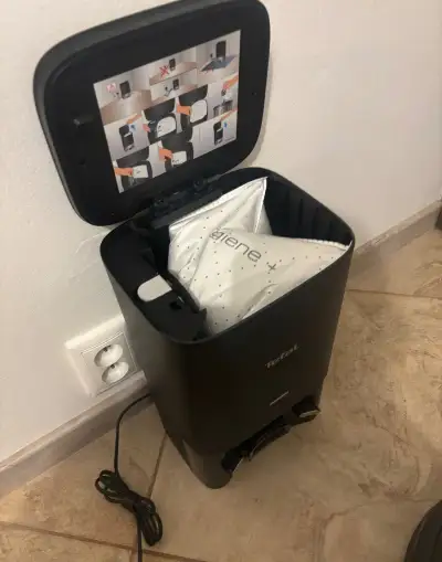 Roboticky vysávač
