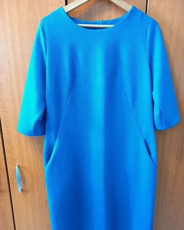 Dámske modré šaty 42/44 XL