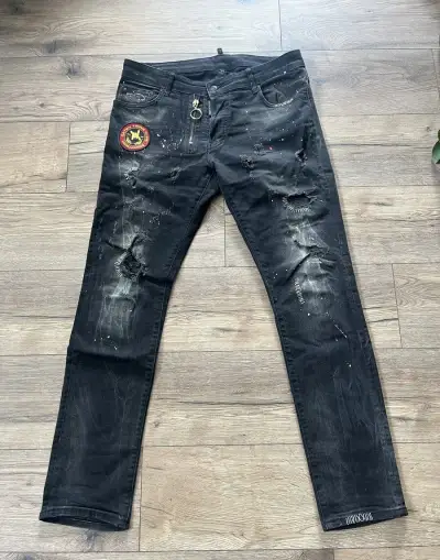 Par krat vzate panske tmavosede rifle zn Dsquared, vel. L