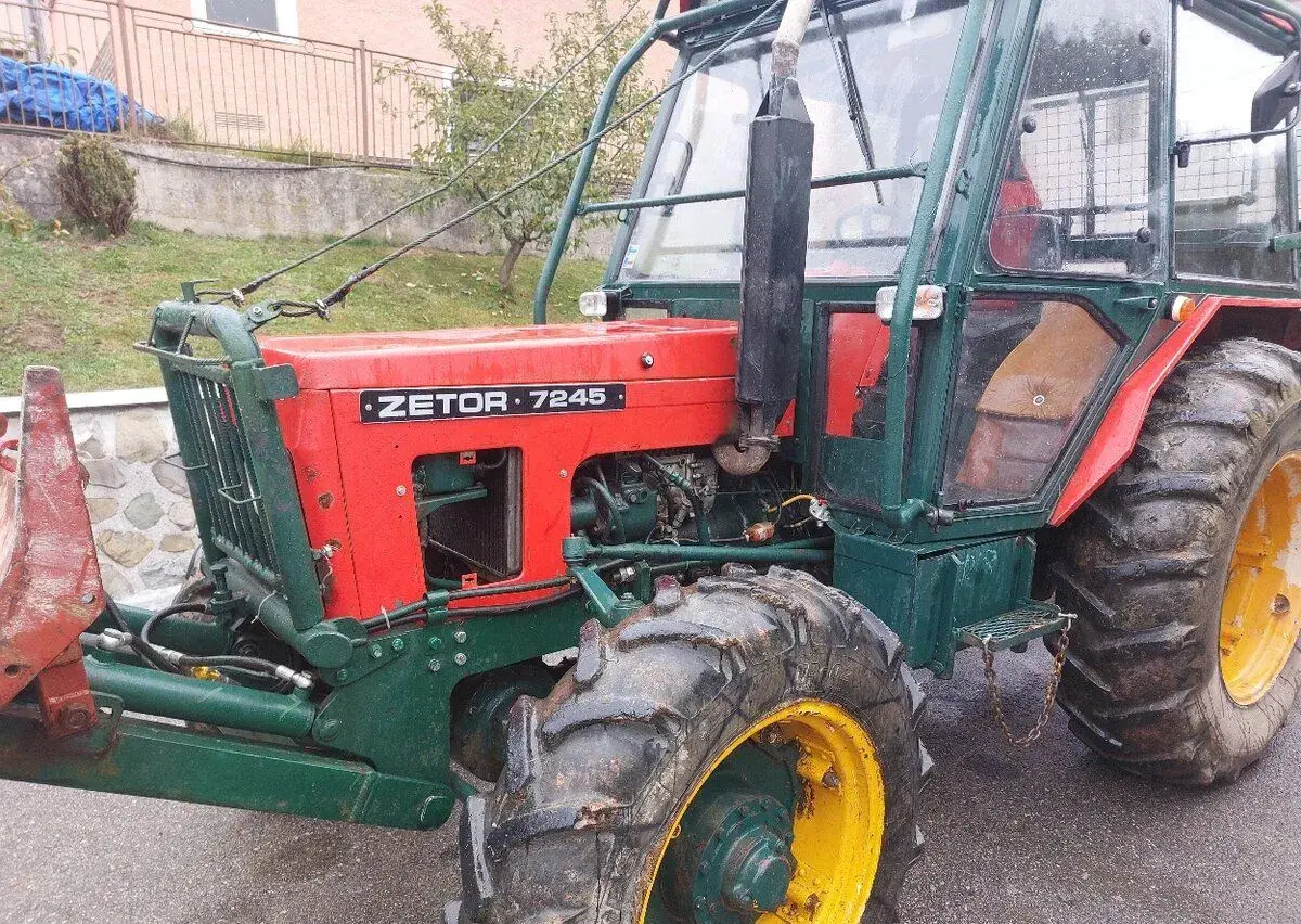 Zetor 7245 v lesnej úprave