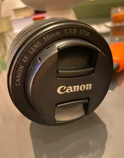 Canon EF 50mm f/1.8 STM