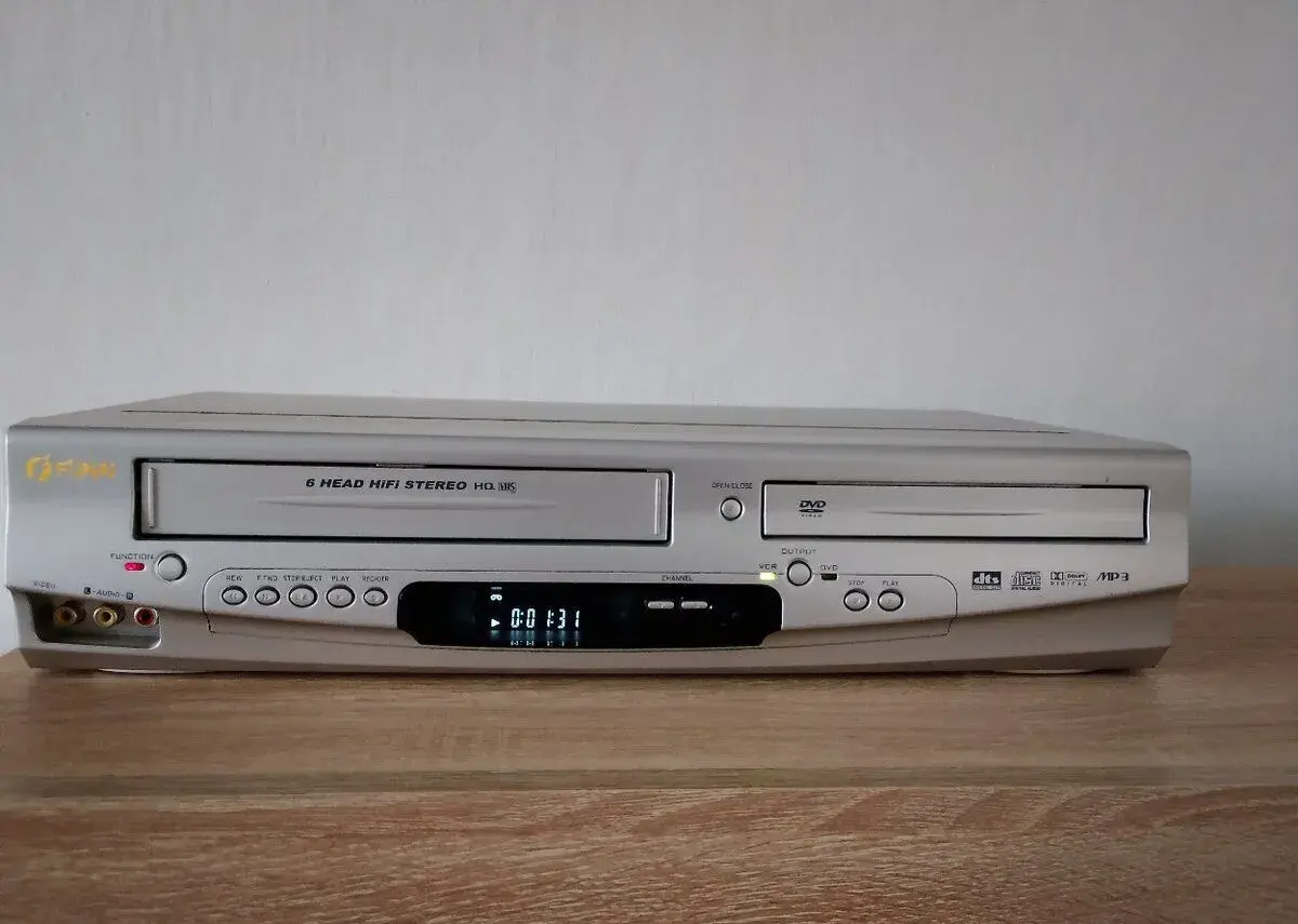 DVD/VHS Funai DPVR-5600 hi-fi stereo