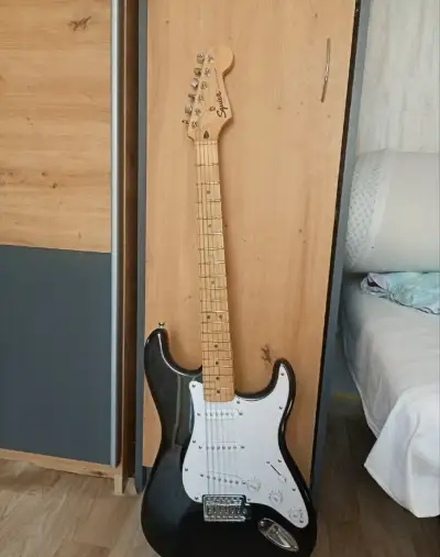 Fender squier