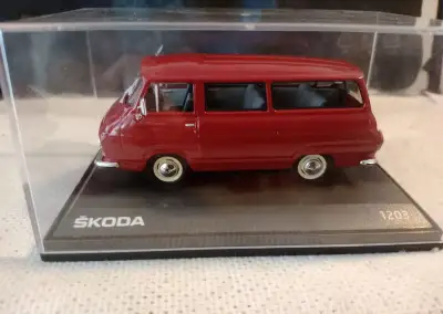 1/43 Skoda 1203