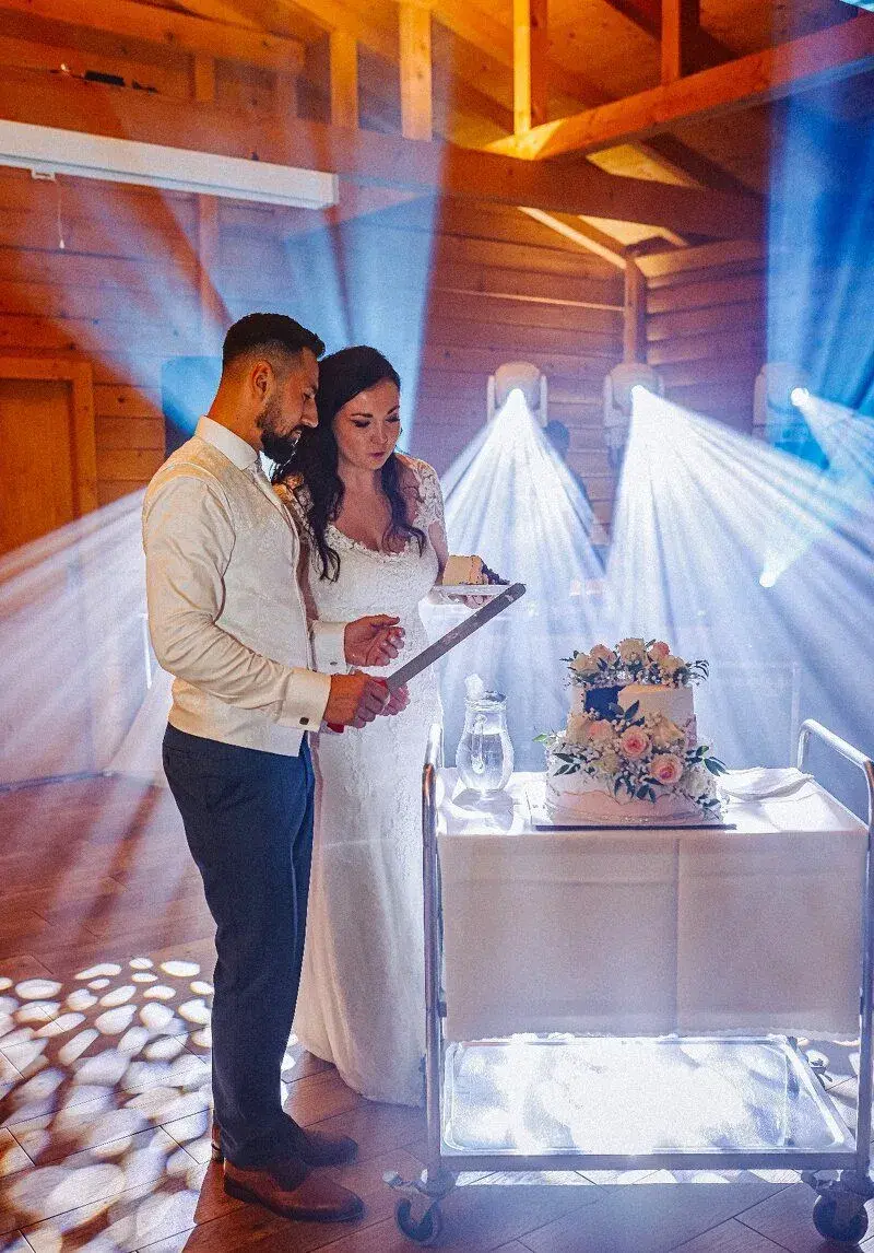 Dj na svadbu hudba stuzkova ples , svadobny DJ
