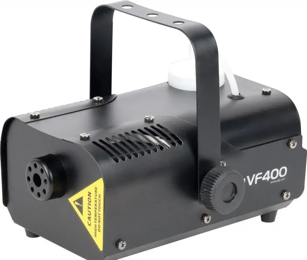 ADJ VF400 + 5L NAPLN-------40EUR