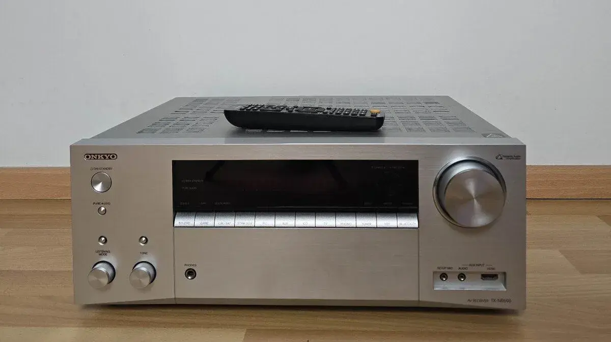 Onkyo TX-NR696 /THX/Dolby Atmos/Wi-Fi/Bluetooth