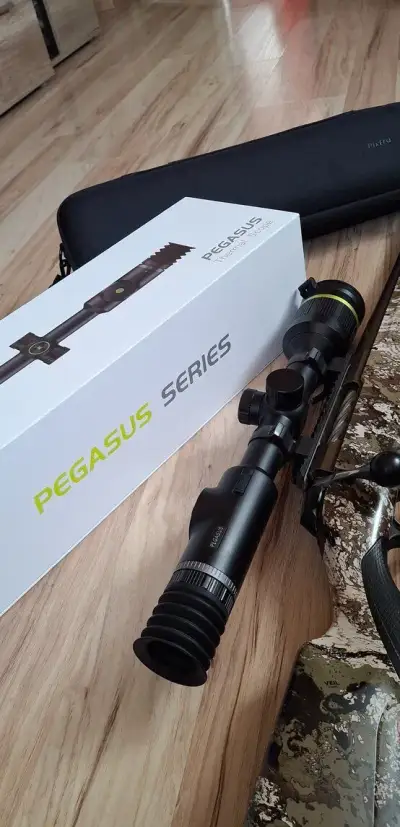 Termovizia Pixfra Pegasus P450