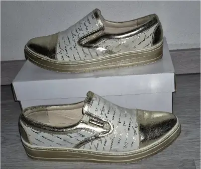 Talianske slip on Claudio Dessi v.40