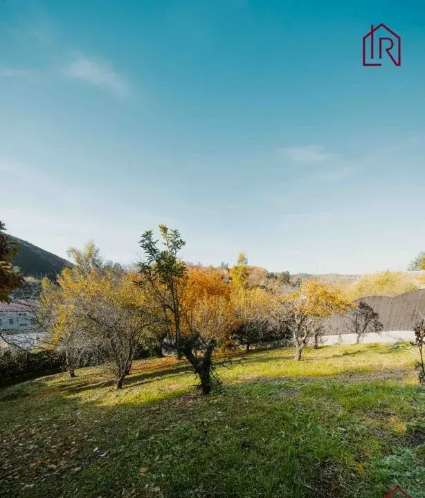 Predaj Pozemok 1160 m², Košice – Sever, svahovitý, ÚPI, všet
