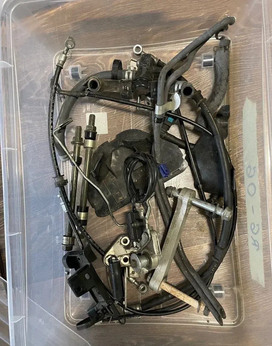 Yamaha R6 pasuje od 2006-2010