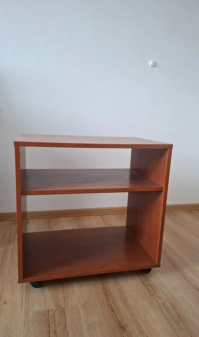 Stolik na televizor