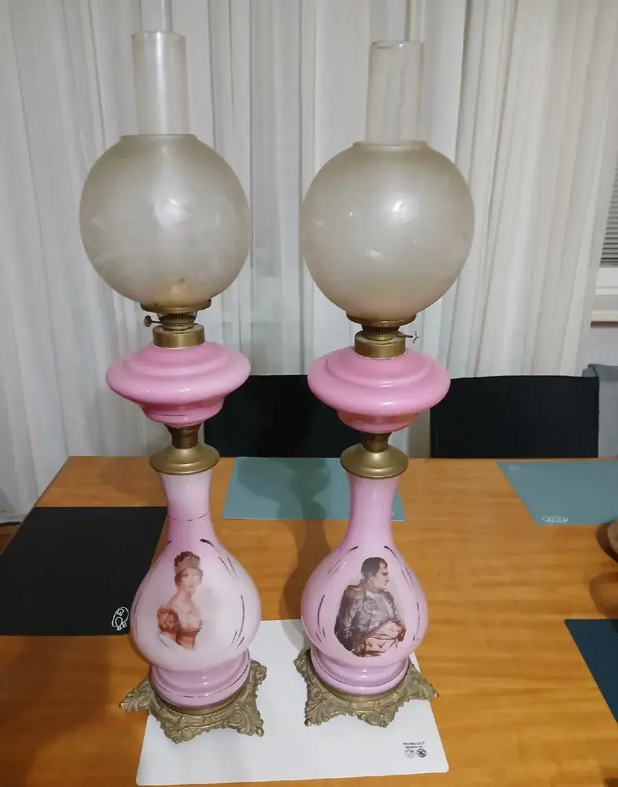 Petroleónové lampy