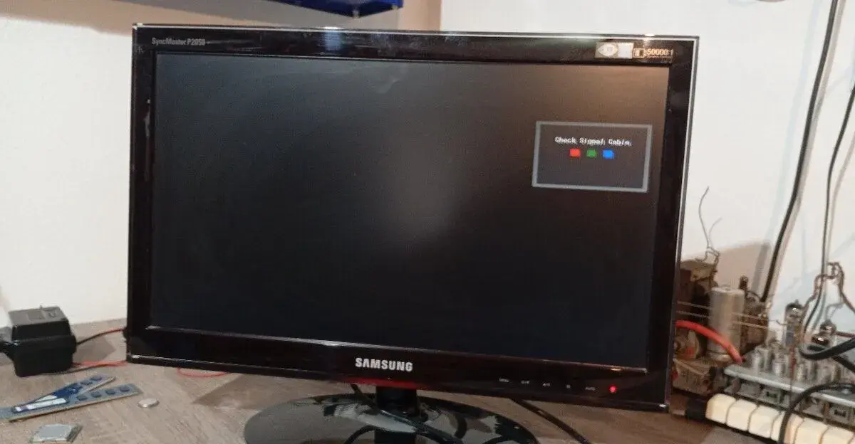Samsung SyncMaster P2050