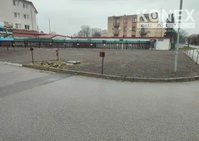 ID-3476 VÝHODNE NA PRENÁJOM PARKOVACIE MIESTA - SOBRANCE