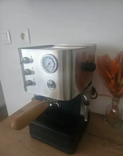 Kavovar la pavoni puccino PCL