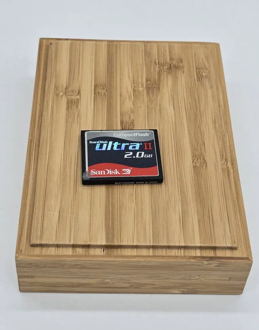 SanDisk Ultra II CompactFlash 2 GB