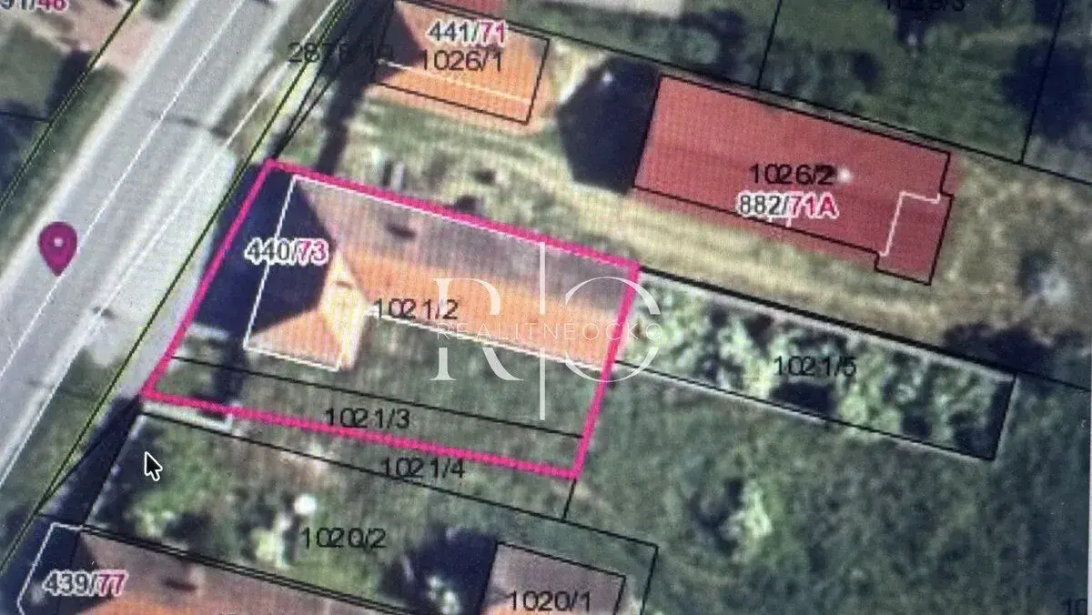 Na predaj budova s pozemkom, Tesárske Mlyňany-Zlaté Moravce