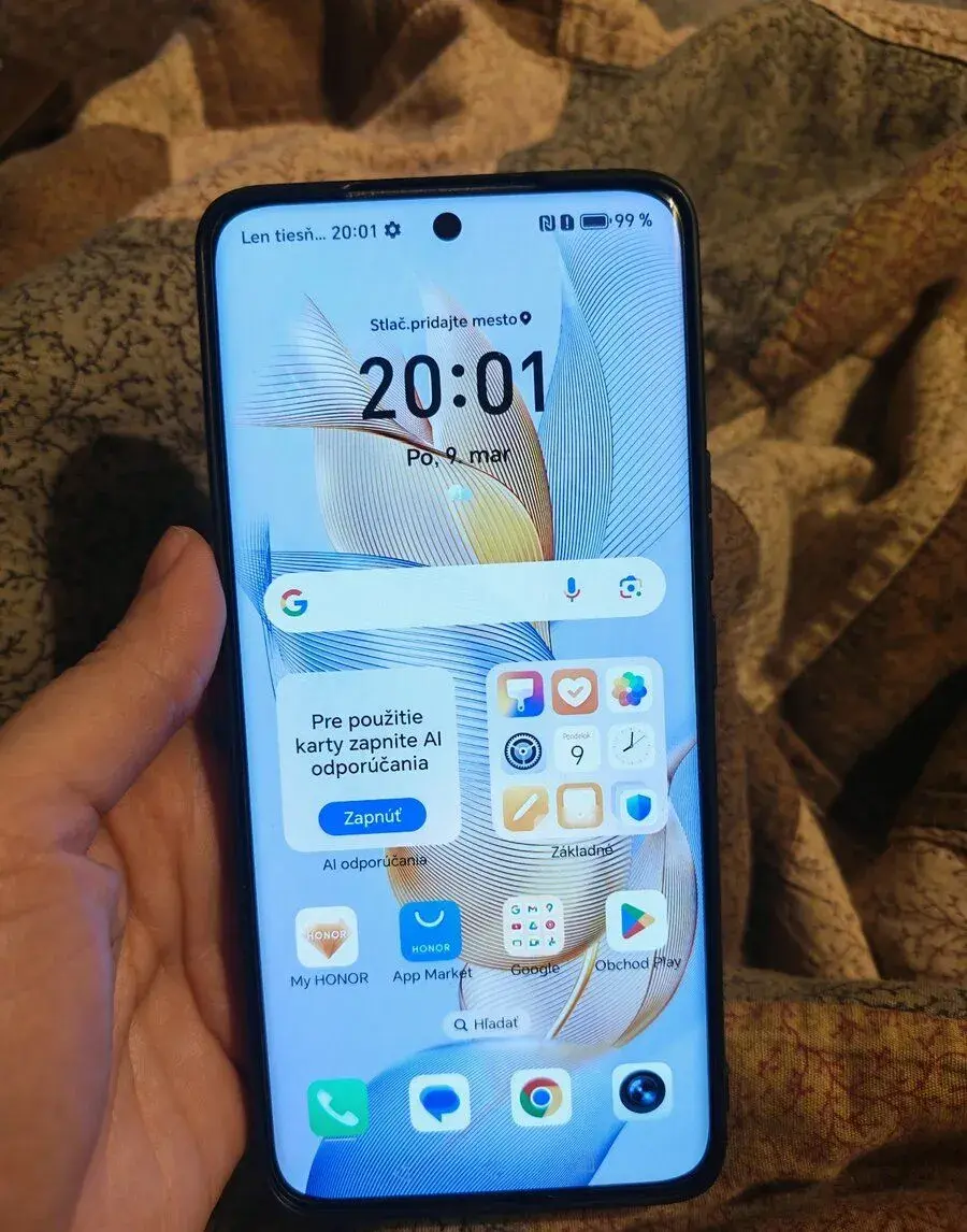 Honor 90