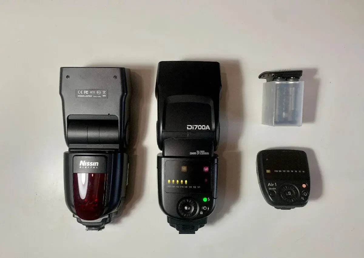 2x Nissin Di700 blesk pre Sony a odpaľovač Nissin Air 1