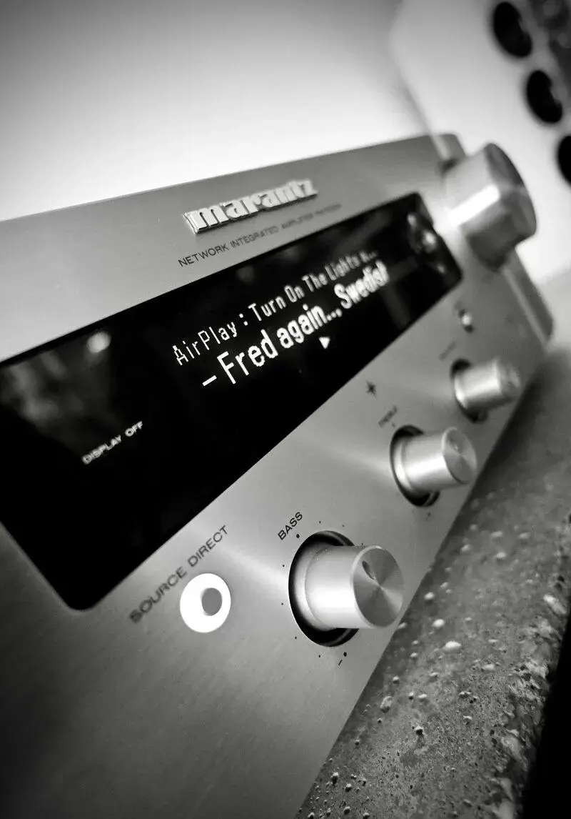 MARANTZ PM7000N silver