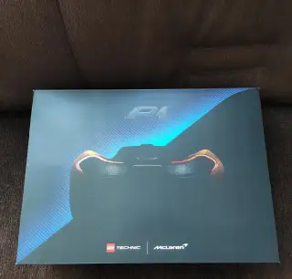 LEGO 42172 McLaren P1