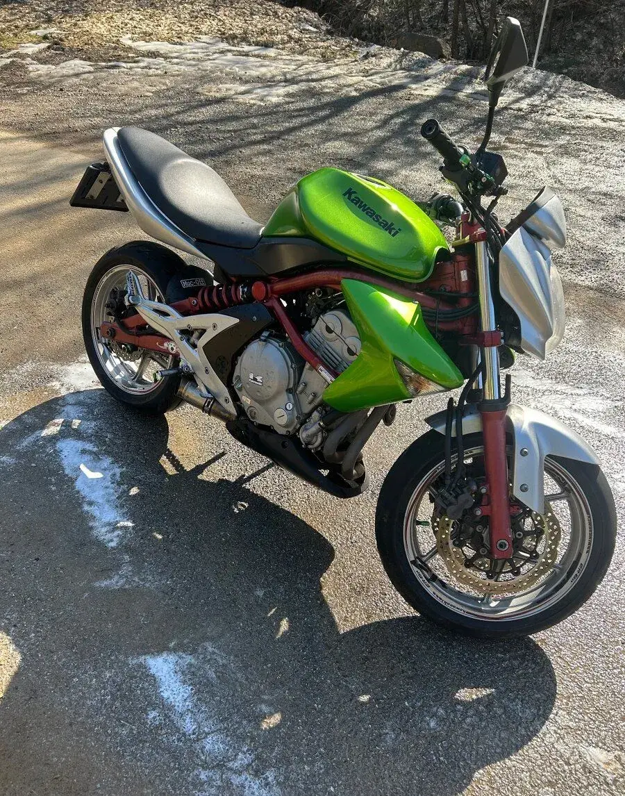 Kawasaki er6n
