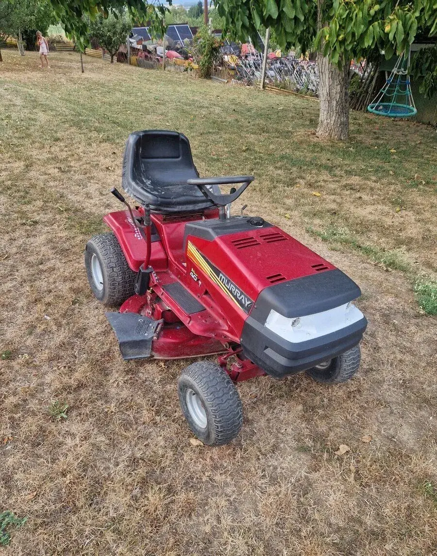 Kosackovy traktor Murray