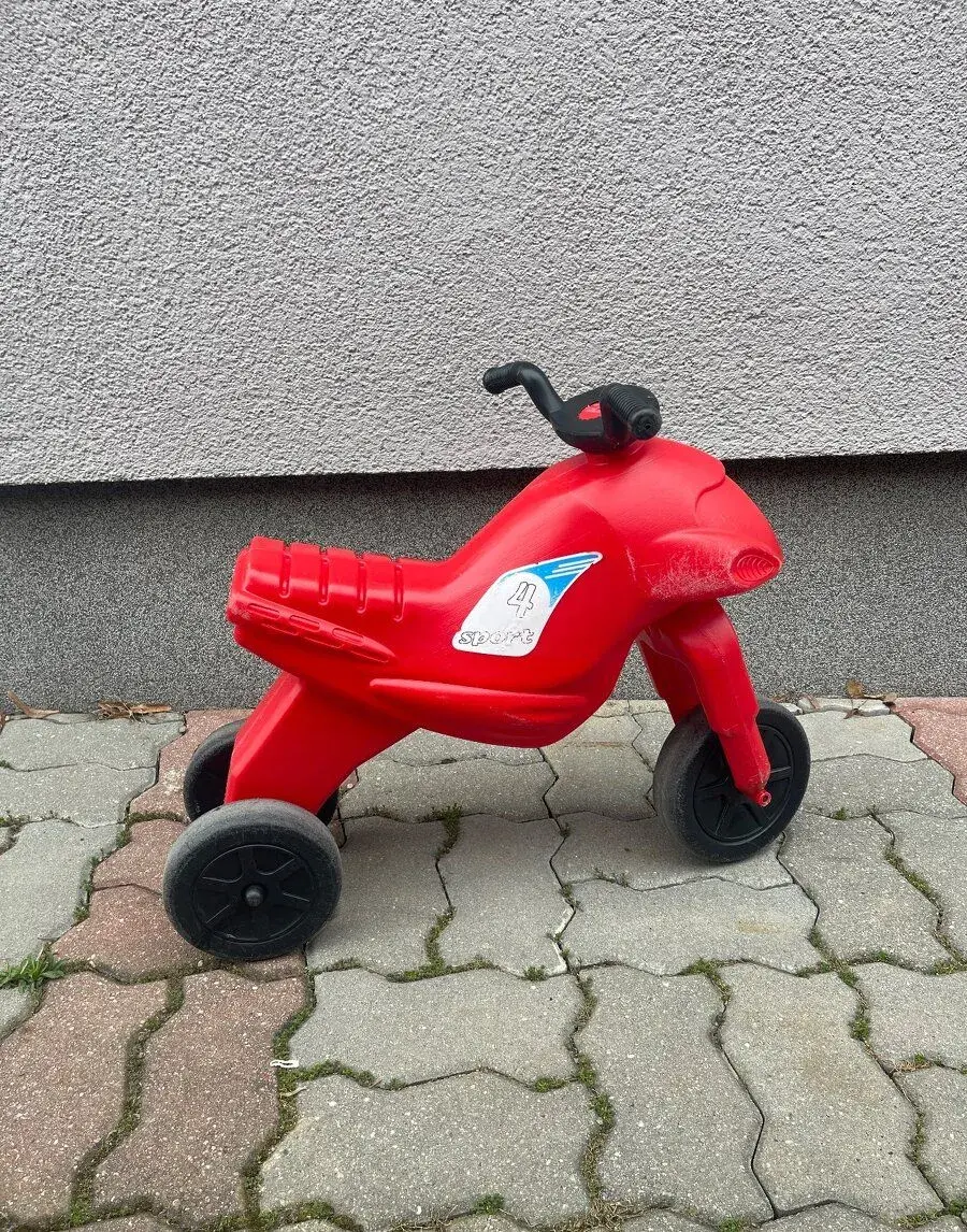 Odrážadlo Superbike 4 stredné plast