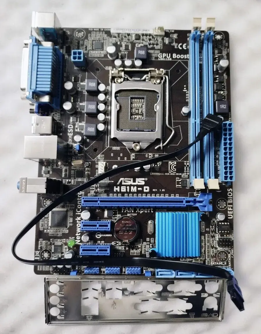 doska ASUS H61M-D LGA1155