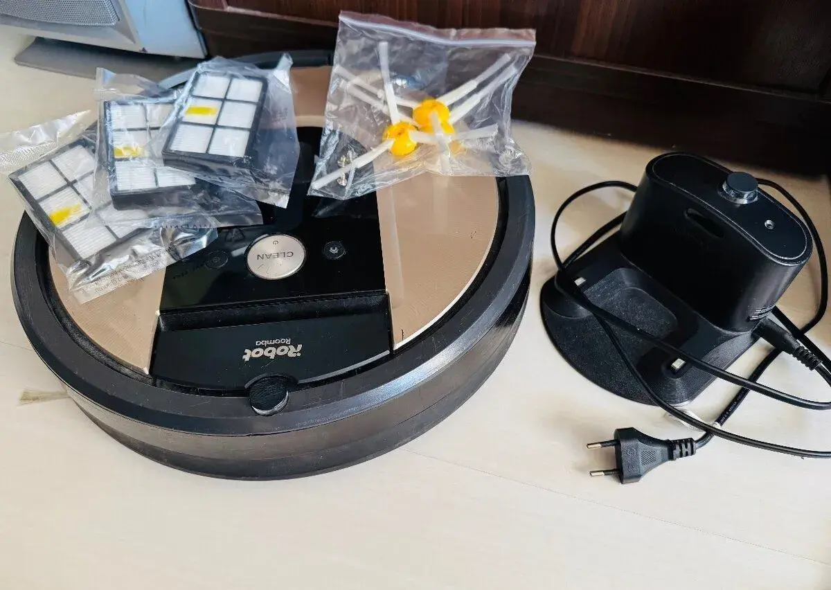 iRobot Roomba 966