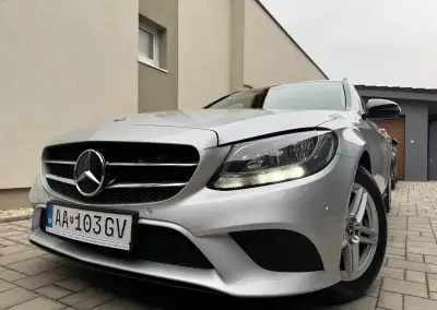 Mercedes-Benz – 2023, 181 220 km