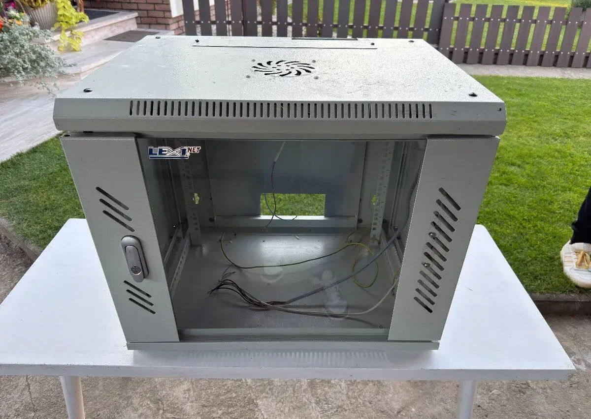 Rack 19" 9U 450mm hĺbka
