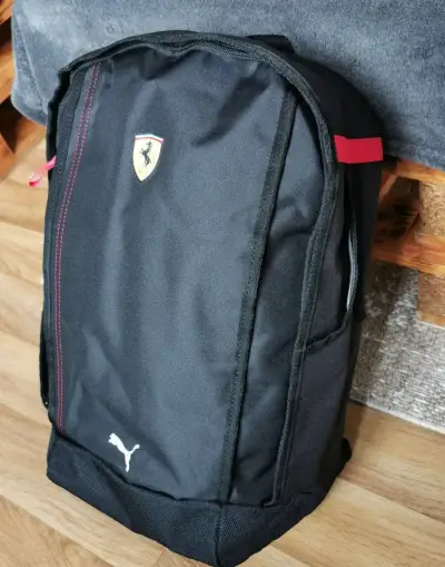 Ferrari ruksak, Batoh , SPTWR RACE, PUMA