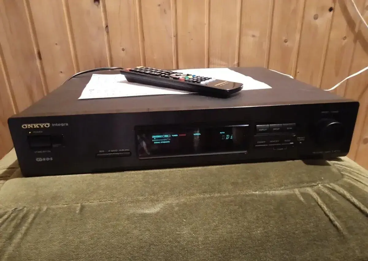 Onkyo T4711 Integra