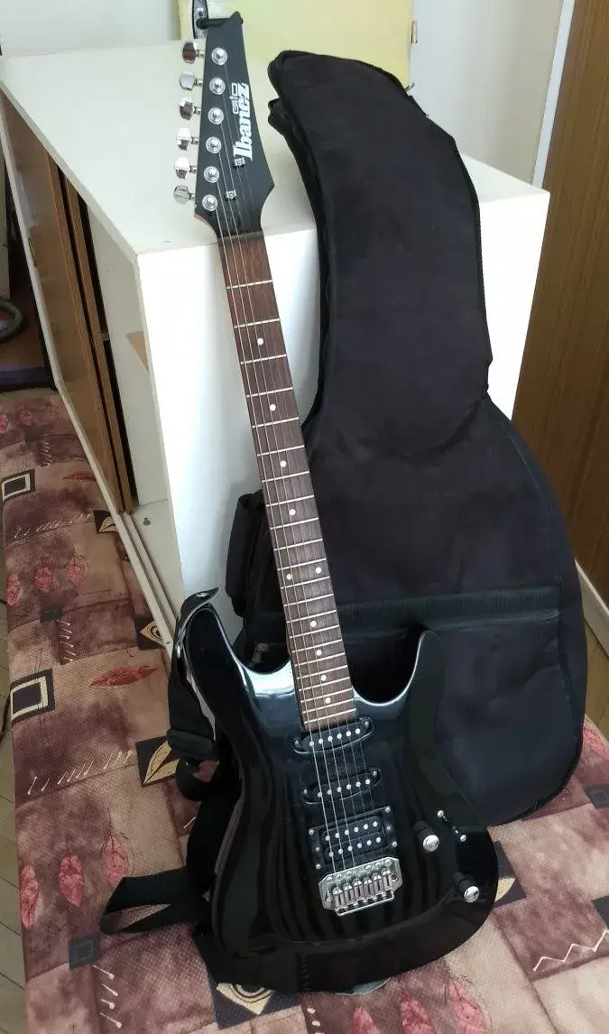 Behringer,Soltom,Ibanez.