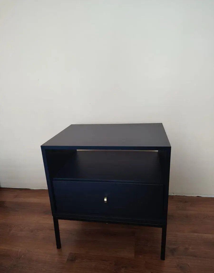 2 nočné stolíky a komoda